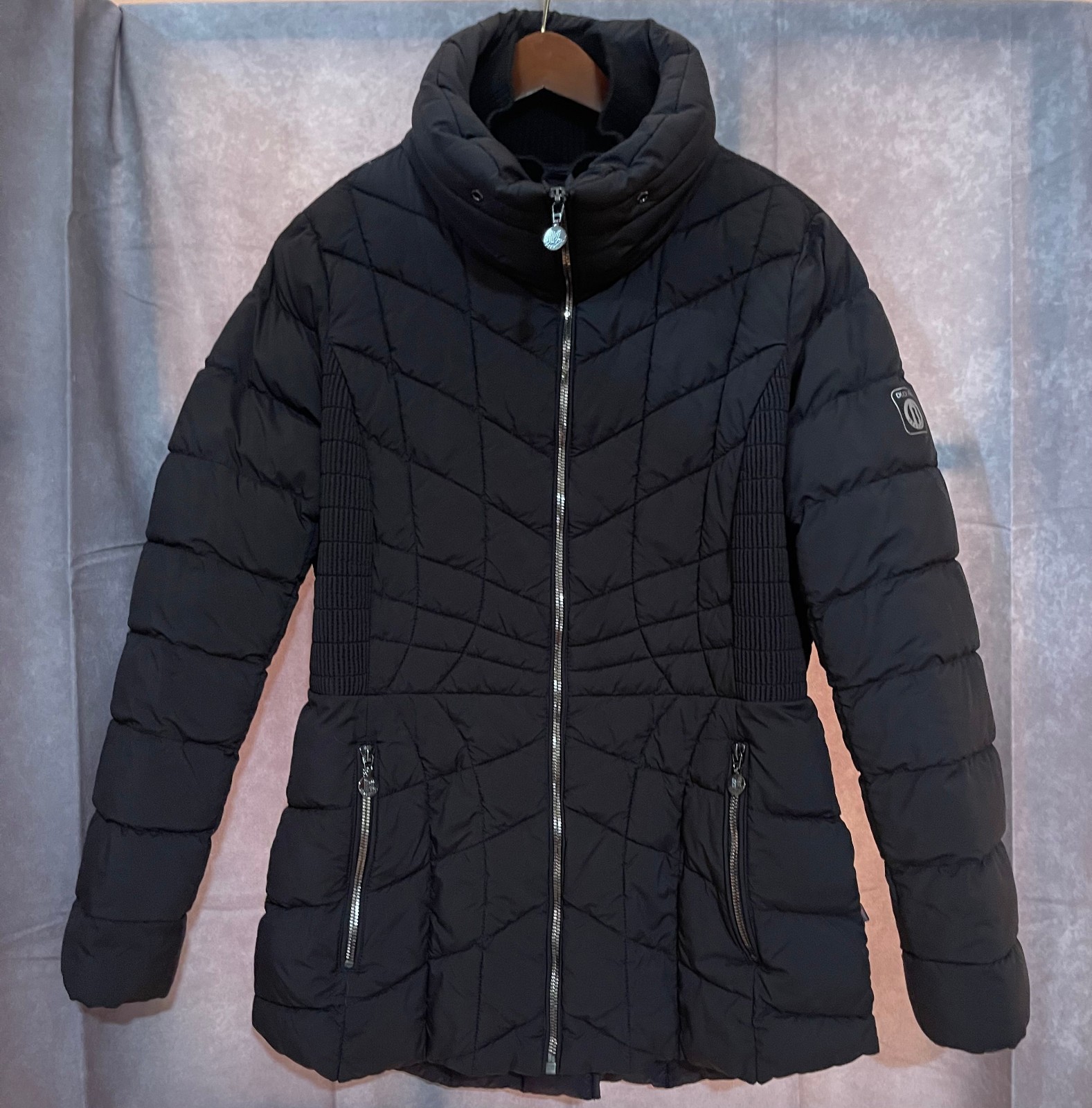 Bernardo Women's Black Quilted Puffer Jacket Size M PrimaLoft Duck Free