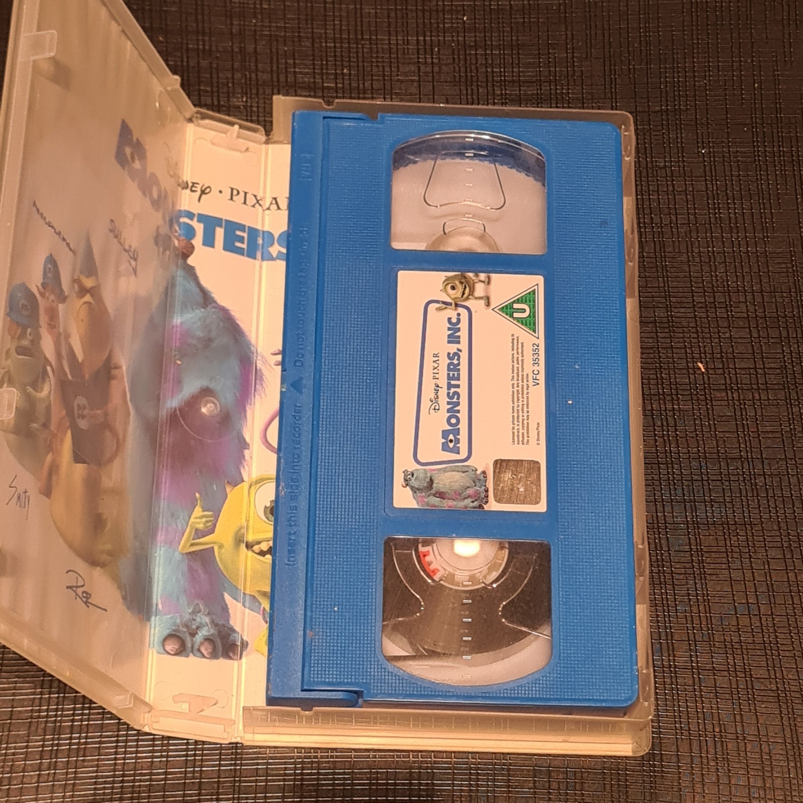 Monsters, Inc. (2001) – Disney Pixar – VHS Tape – U Rating image 3
