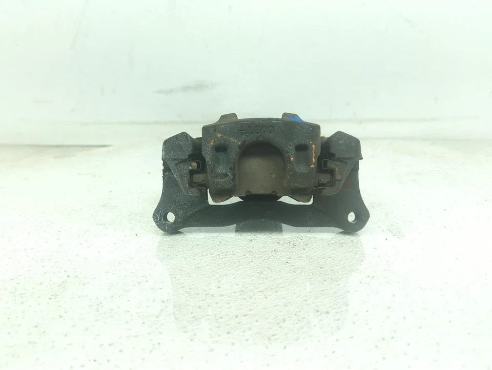 2000-2003 Toyota Camry Rear Right Passenger Brake Caliper 47730-06060 - Image 2 of 4