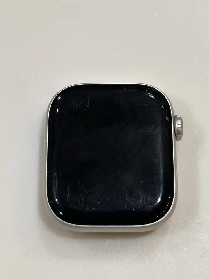 Apple Watch Series 10 42毫米铝合金银色表壳 GPS 蜂窝网络 — 第 4/4 张图片