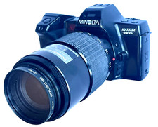 MINOLTA MAXXUM 7000i 35mm FILM CAMERA BUNDLE WITH LENSES, FLASH, MANUALS MORE
