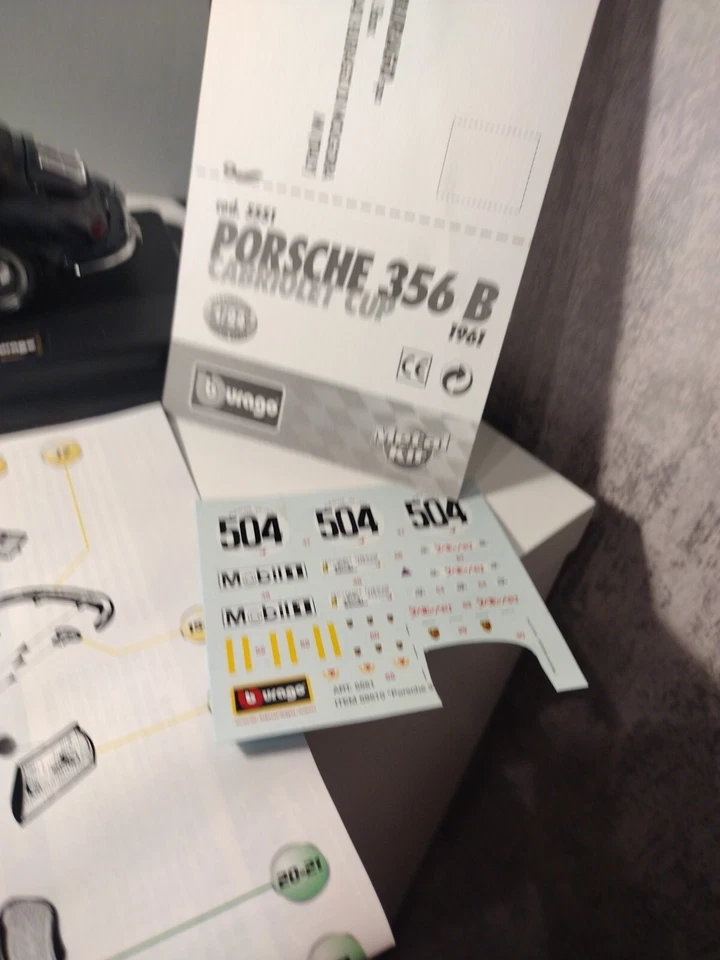 Kit de metal Burago Porsche 356 B usado en muy buena condición con instrucciones + pegatinas coche fundido a presión Foto 4 de 4