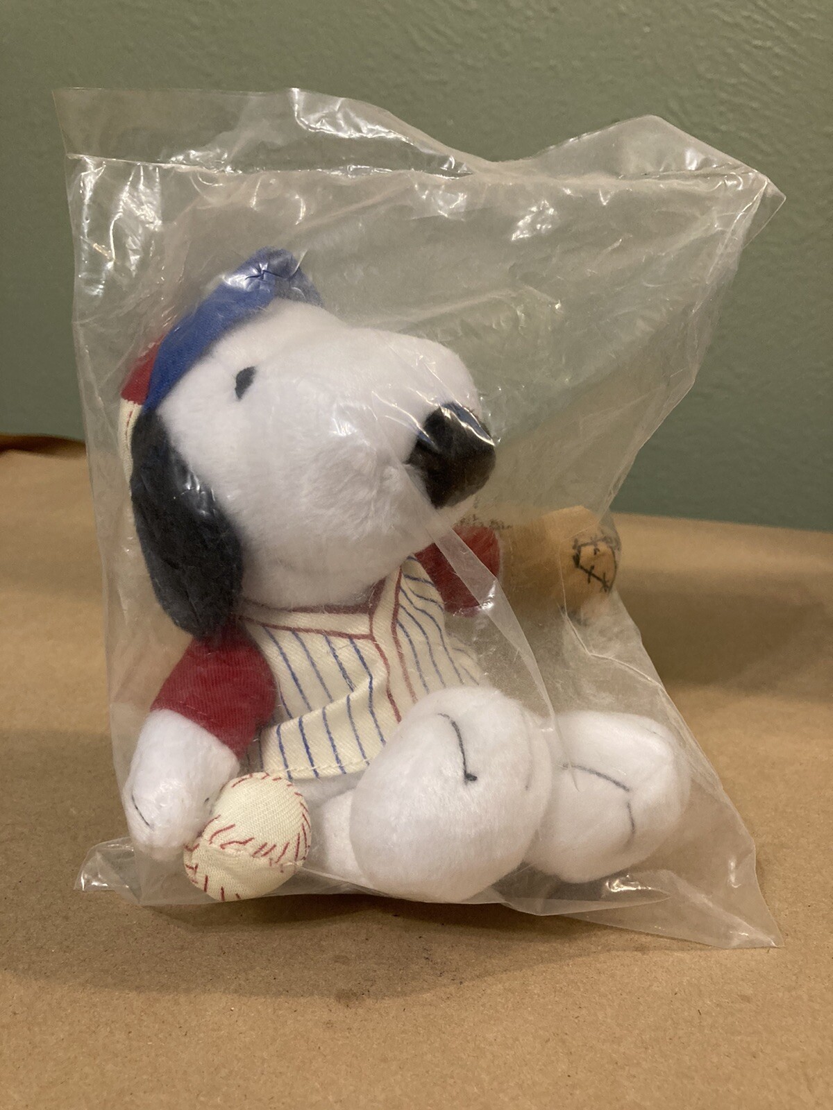 Metlife Snoopy Peanuts 1 Baseball Plush Toy 5" Ball Glove Uniform eBay