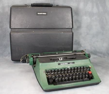 Silver Reed 500 Portable Wide Carriage A3 Paper Typewriter in Case Green Working