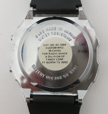 Vintage Micronta / Radio Shack LCD Quartz Digital Watch - 63  display picture 3