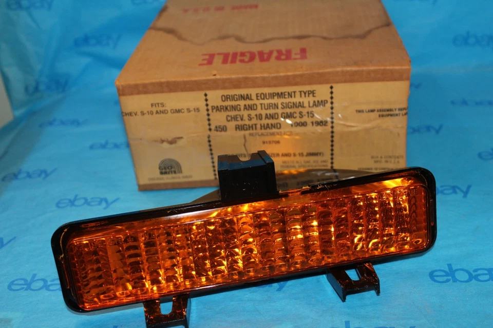 Новый из старых запасов Glo-Brite #450 S-10 S-15 RH парковка поворотник лампа блейзер Jimmy Chevy - Изображение 2 из 4