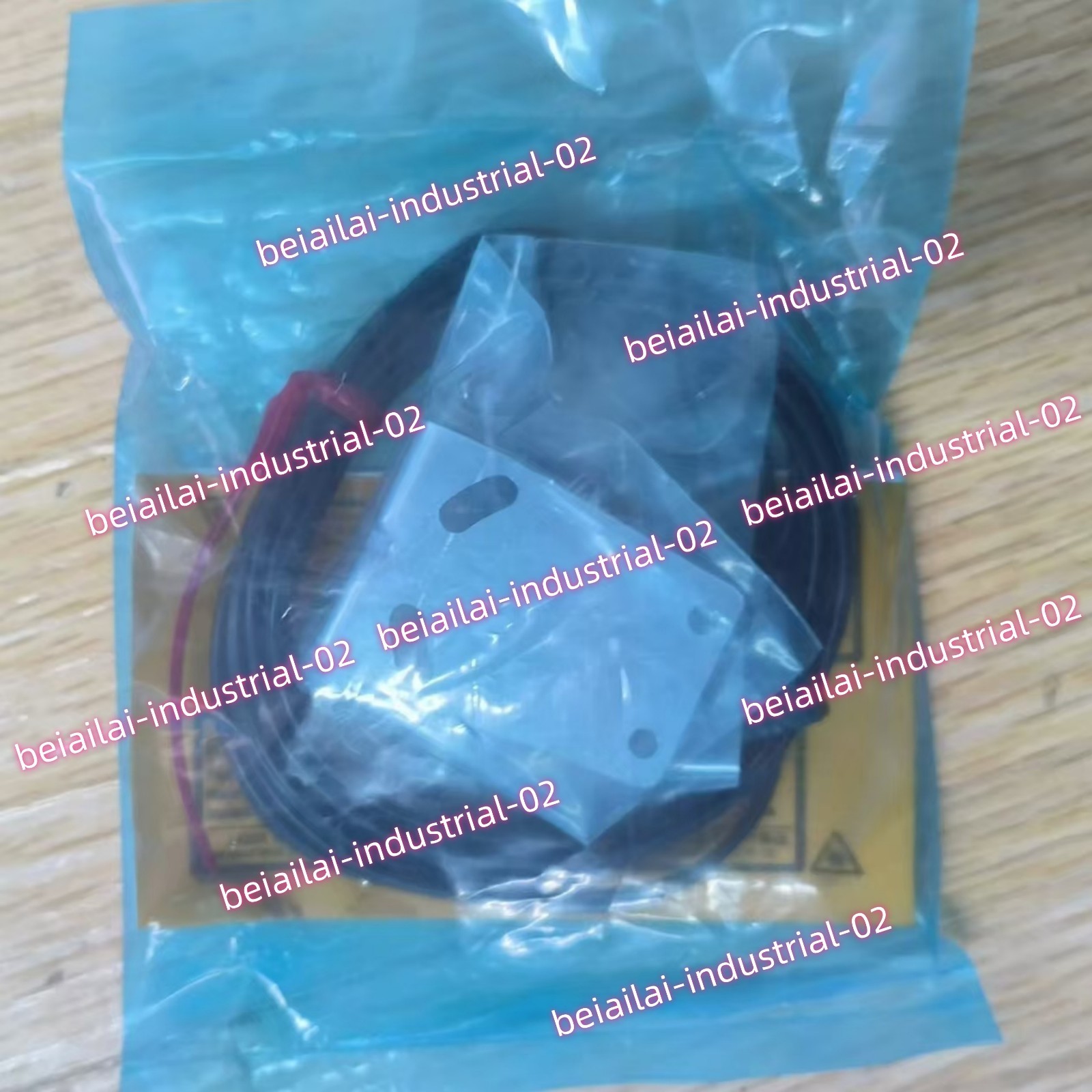 Refelctive Sensor Keyence LV-H62 RetroReflective Long Distance StraightBeam Sensor Head ...