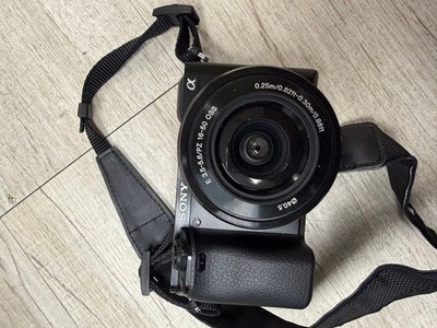 Sony α6000 Mirrorless Camera with E 16-50mm Lens Compact High Performance