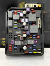 2006 2007 Chevy Impala Engine Fuse Box Assembly Oem 2006 2007 Chevy Impala Engine Fuse Box Assembly Oem