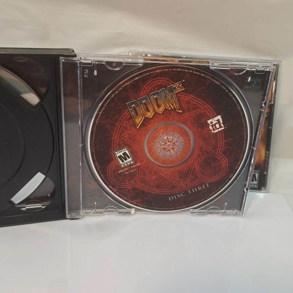 Doom 3 +Expansion Pack Resurrection of Evil PC Computer Complete Fantasy Shooter - Image 3 of 4