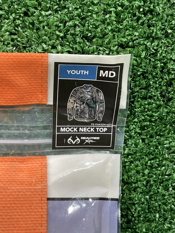 Field & Stream Midweight Base Defense Base Layer Youth Mock Neck Top Size Medium - Image 2 of 4