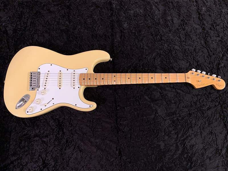 ギター Fender USA Yngwie Malmsteen 1989 - White Fender Yngwie Malmsteen US Signature Stratocaster | Reverb