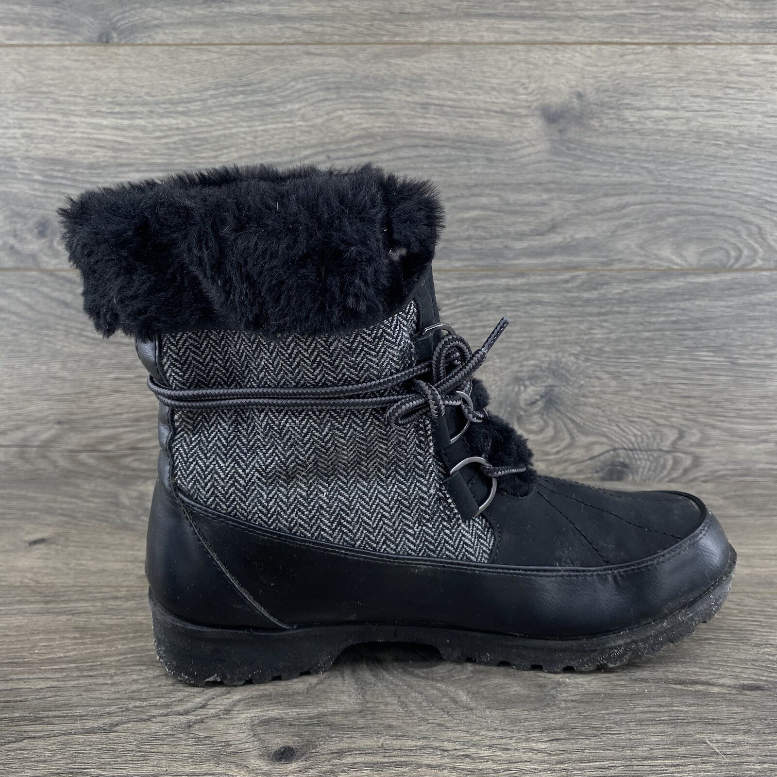 JBU Southgate Women's Winter Boots Size 9 Black Faux Fur Lace Up