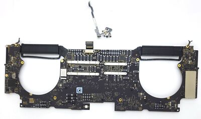 MacBook Pro A1707 15 2017 i7-7700HQ 2.8GHz 16/555 Logic Board 820