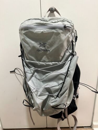 Arcteryx aerios 30 backpack - Gem Arcteryx aerios 30 backpack - Gem
