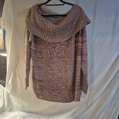 Jason Maxwell Maroon And White Sweater.