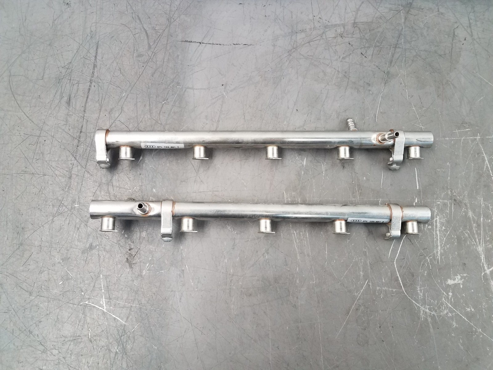 2021 Audi R8 Fuel Rails / Clips #4216 i5