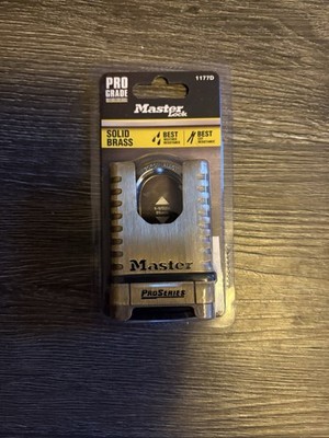 Master Lock 1177D Shrouded Brass ProSeries Resettable Combination Padlock