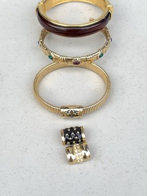 Vintage Joan Rivers Snake Bracelet W Interchangeable Charms 3 And More