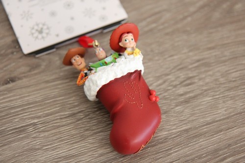Disney Toy Story Andys Strumpf Skizzenbuch Ornament Woody Jessie Buzz Neu mit Etikett - Bild 3 von 5