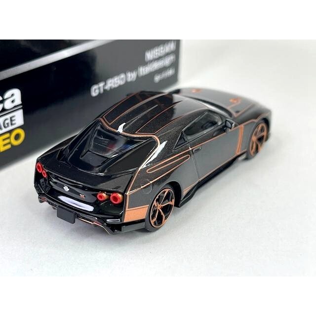 Tomica Limited Vintage NEO LV-N Nissan GT-R50 by Italdesign 1/64