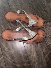 CAPELLI NEW YORK Women's Brown GrayGLITTER FLOWERS Beads Thongs Flip Flops SZ 8