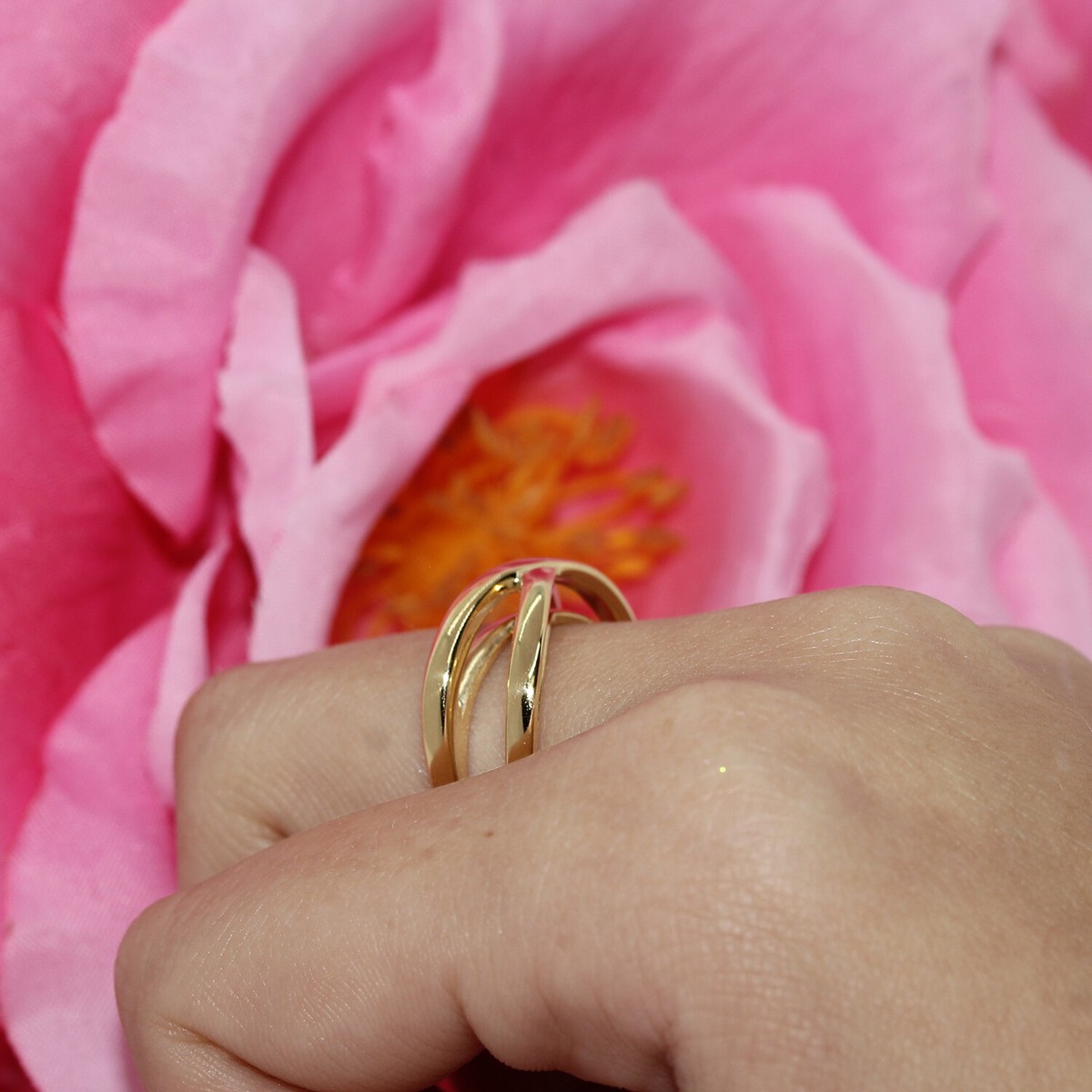 Tiffany & Co Infinity Double Crossover Ring 18K Yellow Gold Tiffany & Co Infinity Double Crossover Ring 18K Yellow Gold