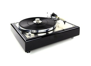 Restaurierter Thorens TD 160 Plattenspieler turntable SME 3009 Series III Tonarm