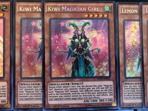 YUGIOH DARK MAGICIAN GIRL DECK- CHOCOLATE- BERRY- KIWI- LEMON- APPLE NEAR MINT - Picture 4 of 10