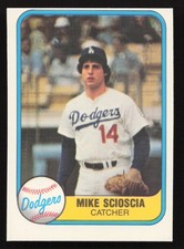 1981 Fleer #131 Mike Scioscia RC Rookie Card Los Angeles Dodgers. rookie card picture
