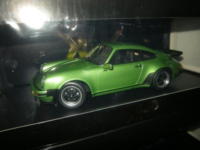 1:18 KK-Scale Porsche 911 Typ 930 Turbo 3.0 grünmetal1c 1976 in OVP Limited 