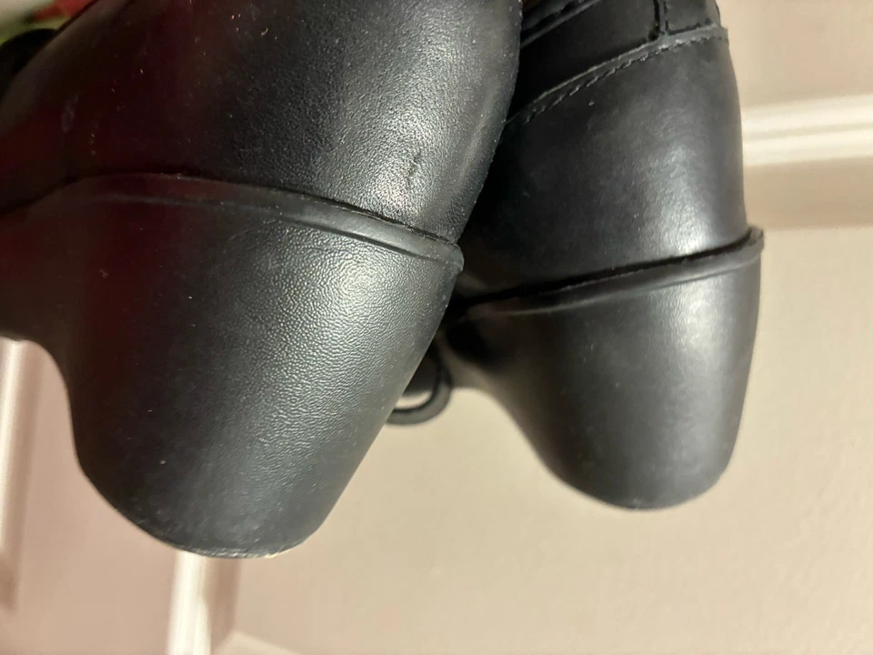 Zapatos Crocs niños niñas talla 4”.   Usado Foto 2 de 4