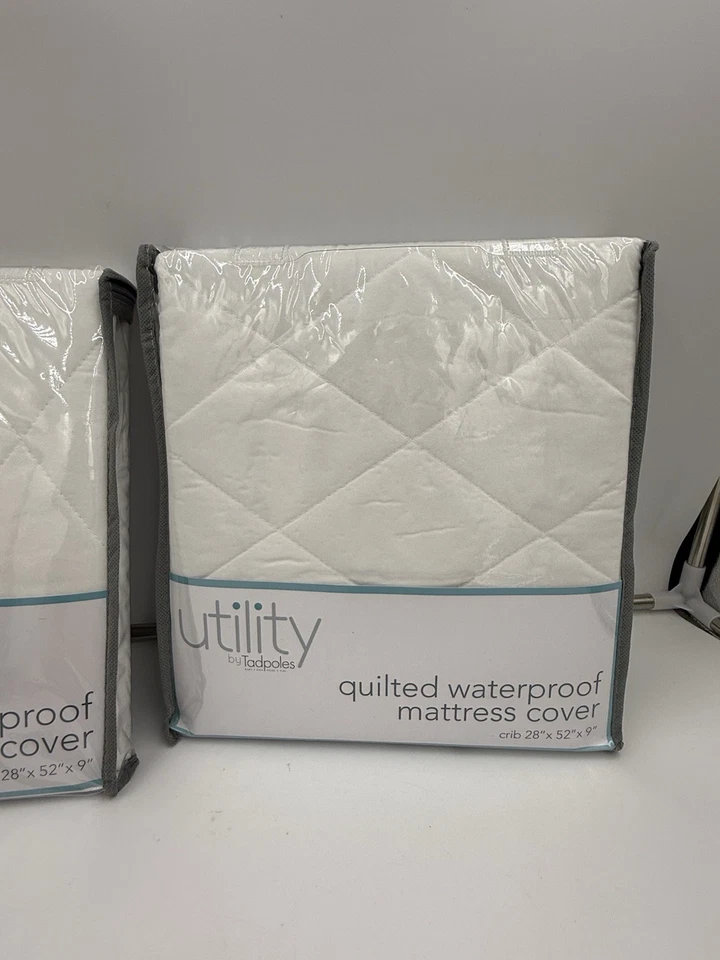 Paquete de 2 fundas de colchón acolchadas impermeables utilitarias de renacuajos para cuna 52”x28”x”9 Foto 3 de 4