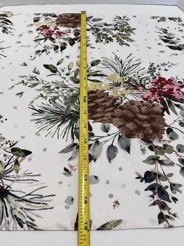 Lauren Ralph Lauren Fabric Dinner Napkins Set Of 2 White Floral Pinecones Unique - Picture 7 of 21
