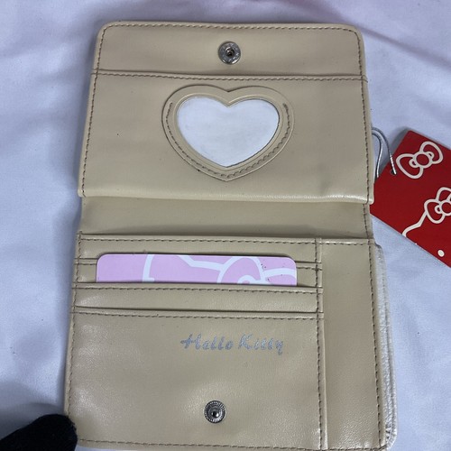 NEW SANRIO HELLO KITTY WHITE WALLET & PLUSH STUFFED ANIMAL - Picture 9 of 10