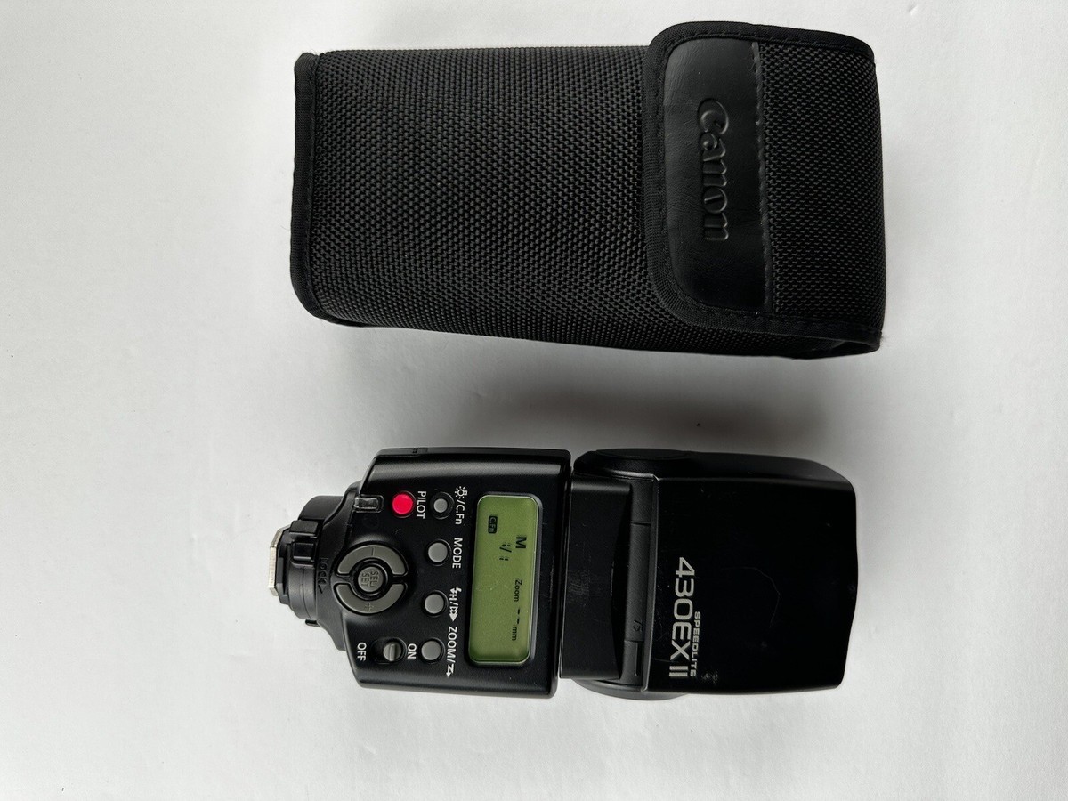 Canon Speed lite 430 EX ll Mountable Camera Flash With Case Canon Speed lite 430 EX ll Mountable Camera Flash With Case