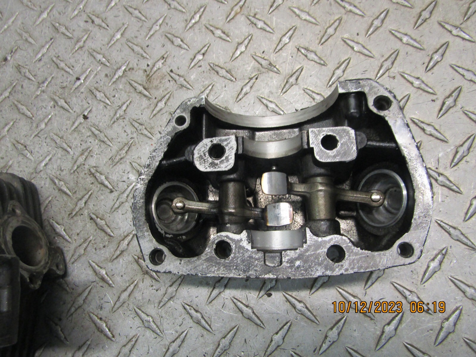 Honda ATC200X Cylinder Head Valves Rocker Arms Covers 830 eBay