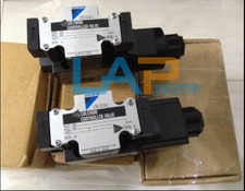 QTY:1 NEW for DAIKIN Hydraulic solenoid valve KSO-G02-3AB-30-EN