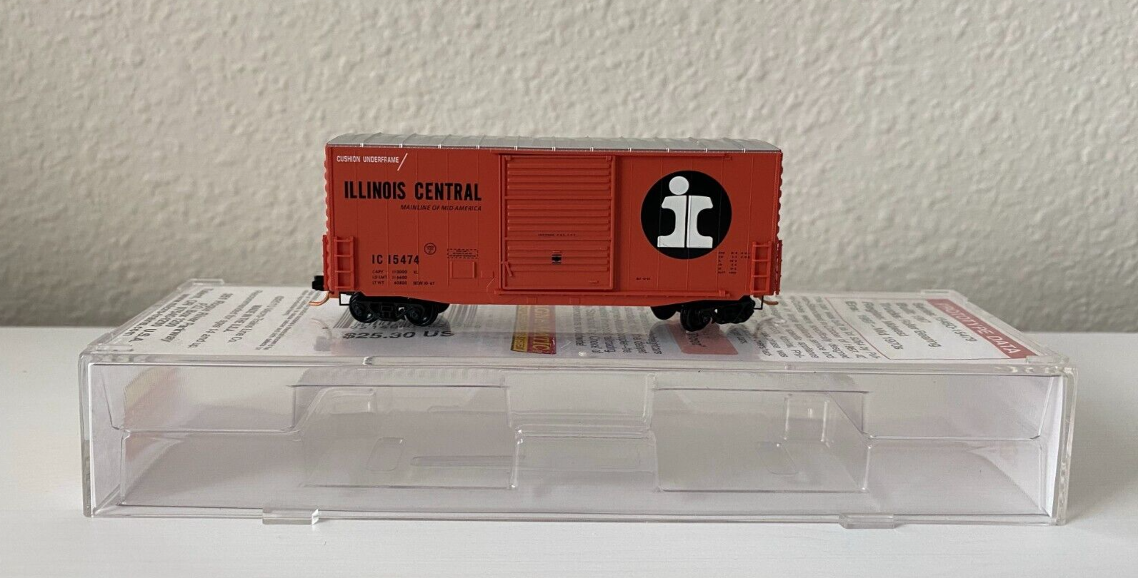 MicroTrains Box Car Illinois Central N Scale MTL10100100 eBay