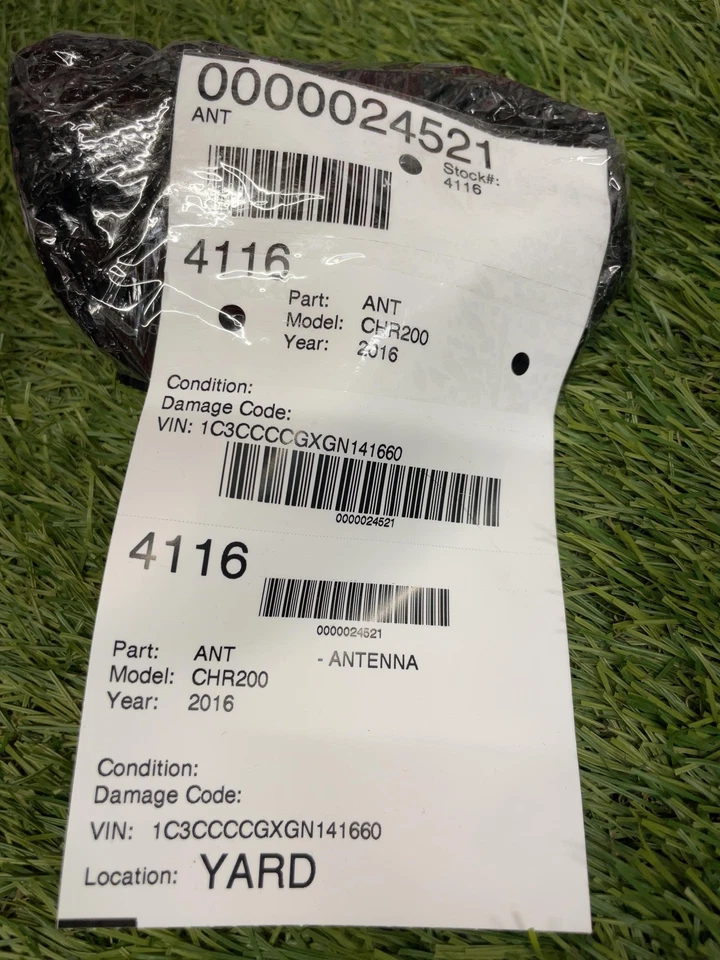 ✅ Antena Chrysler 200 2016 N.º de parte: P5nu67jscac - código de color PSC Foto 4 de 4