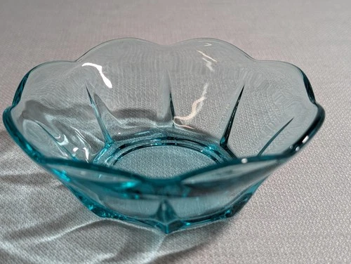 Vintage 1970's  Anchor Hocking Swedish Modern Aquamarine 4” Dip Bowl EUC