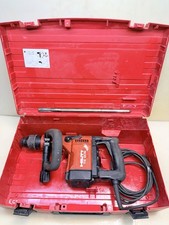 HILTI TE 505 ROTARY CONCRETE HAMMER DRILL CORDED W/ HANDLE, BITS & CASE