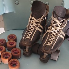Riedell..Vintage Black Leather .. Quad Roller Skates with Extra Wheels. Mens 11