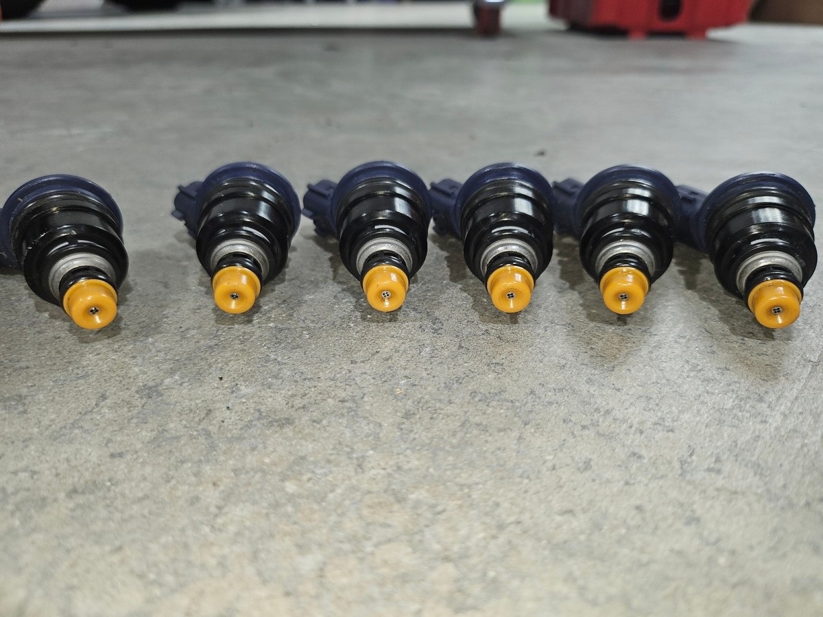 DeatschWerks Matched set of 6 550cc Side Feed Injector Nissan