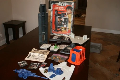 1977 Kenner Star Wars Death Star Space Station Playset Complete Excellent Cond!!