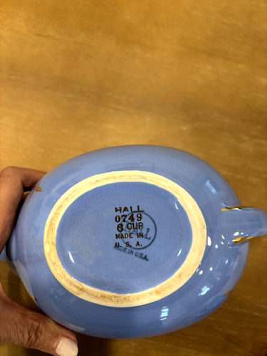 Vintage Hall Cadet Blue Teapot Latch lid Gold Trim 6 Cup 0749 - Picture 5 of 6
