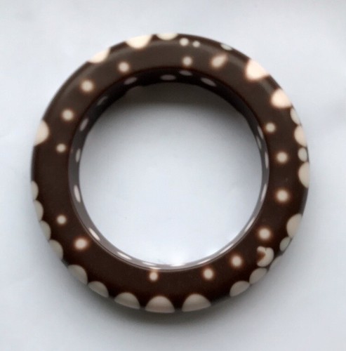 Early Vintage SOBRAL R Sticker Signed JACKIE Brown Polka Dot Spot Spotted Bangle - Picture 3 of 8