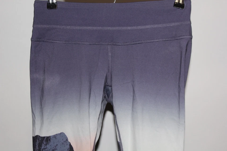 Pantalones Legging Lucy Yoga Para Mujer S Pequeños Coloridos Montañas Aztecas Elastizados *Defectos* Foto 2 de 4