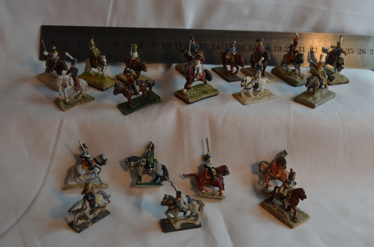 Lot De 20 Cavaliers à Cheval En Plomb Peint - Échelle 1:72 (25 Mm) - Premier Empire Français - Pour Collection Ou Wargame