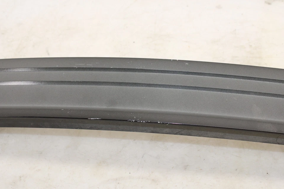 Barra de refuerzo de impacto trasero Fiat 124 Spider 2017-2019 OEM HP75 Foto 3 de 4